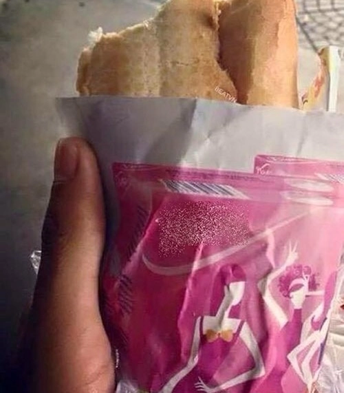 Những kiểu giấy gói bánh mì khiến người ăn chưa nhai đã nghẹn - 5