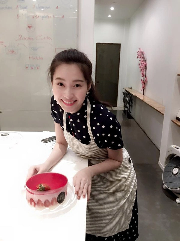 Những lần bảo thanh hh mỹ linh cùng dàn mỹ nhân việt vào bếp nấu ăn khiến dân tình ngỡ ngàng - 8