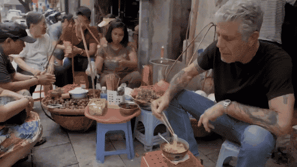 Những quán ăn việt ghi dấu chân anthony bourdain người đầu bếp đưa ẩm thực việt ra thế giới - 2