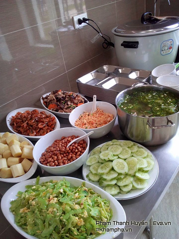 Nữ bếp trưởng thanh hoa khoe mâm buffet văn phòng chỉ 30 nghìnngười ai cũng thèm - 3
