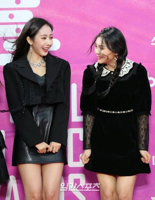 Thảm đỏ seoul music awards bts và twce đồng loạt đổi màu tóc loạt sao nữ mặc mỏng manh bất chấp giá lạnh - 15