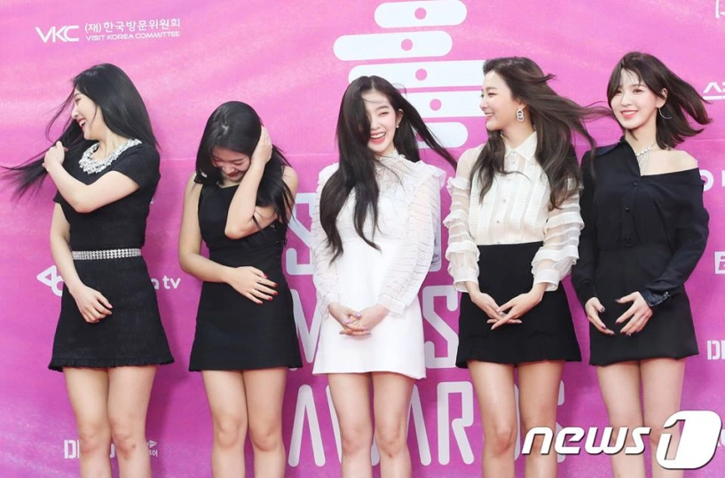 Thảm đỏ seoul music awards bts và twce đồng loạt đổi màu tóc loạt sao nữ mặc mỏng manh bất chấp giá lạnh - 16