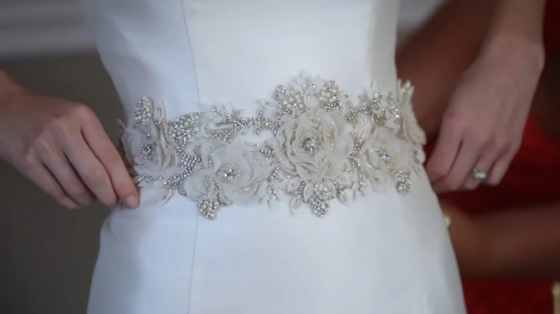 Thật không thể tin chỉ 1 bộ váy cưới có thể mặc theo 11 cách khác nhau - 20