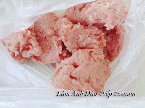 Tự làm giò lụa mềm mịn dai ngon không sợ có hàn the - 4