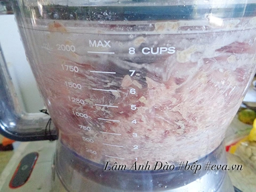 Tự làm giò lụa mềm mịn dai ngon không sợ có hàn the - 5