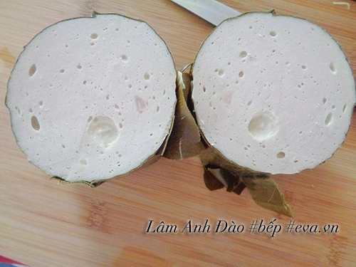 Tự làm giò lụa mềm mịn dai ngon không sợ có hàn the - 9