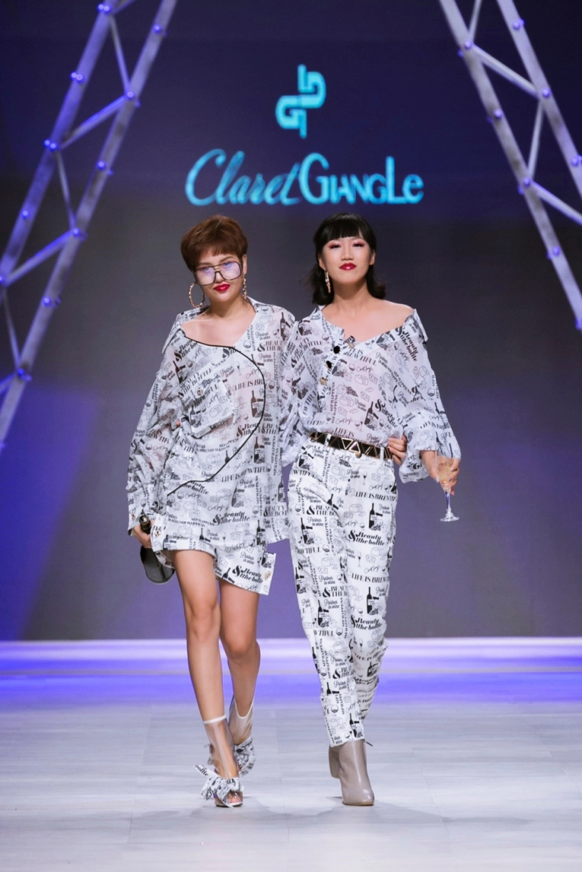 Vifw 0211 huyền my bị chê catwalk như đi chợ võ hoàng yến sắc lạnh ở vị trí vedette - 5