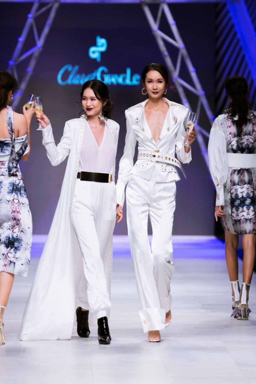 Vifw 0211 huyền my bị chê catwalk như đi chợ võ hoàng yến sắc lạnh ở vị trí vedette - 6