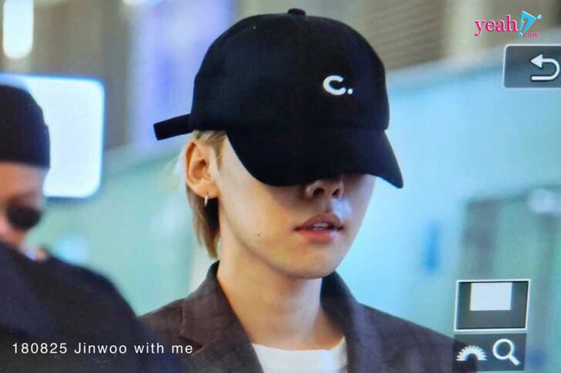 Winner tại sân bay incheon sang việt nam seungyoon cool ngầu mino nẹp cổ vì chấn thương - 8