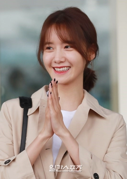 Yoona khoe sắc ở sân bay - fan ngạc nhiên nhận ra nữ thần đã chạm ngưỡng 30 - 1