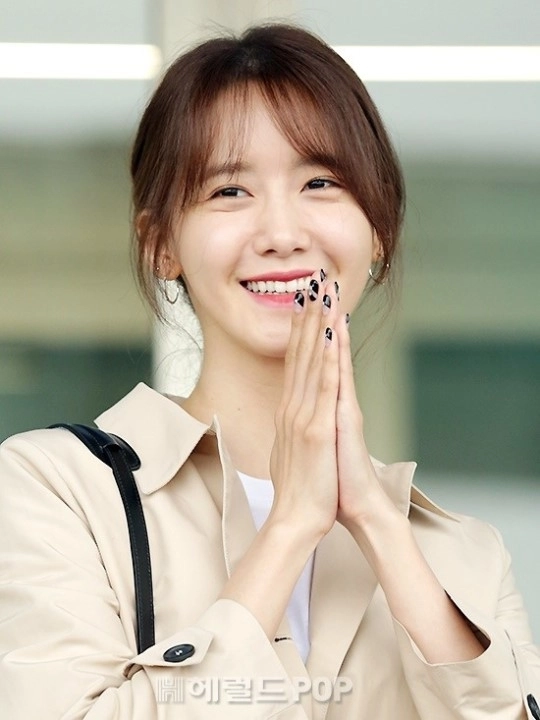 Yoona khoe sắc ở sân bay - fan ngạc nhiên nhận ra nữ thần đã chạm ngưỡng 30 - 4