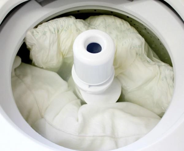 5 bước cực nhàn tẩy trắng ruột gối ruột chăn ố vàng ai cũng làm được - 6
