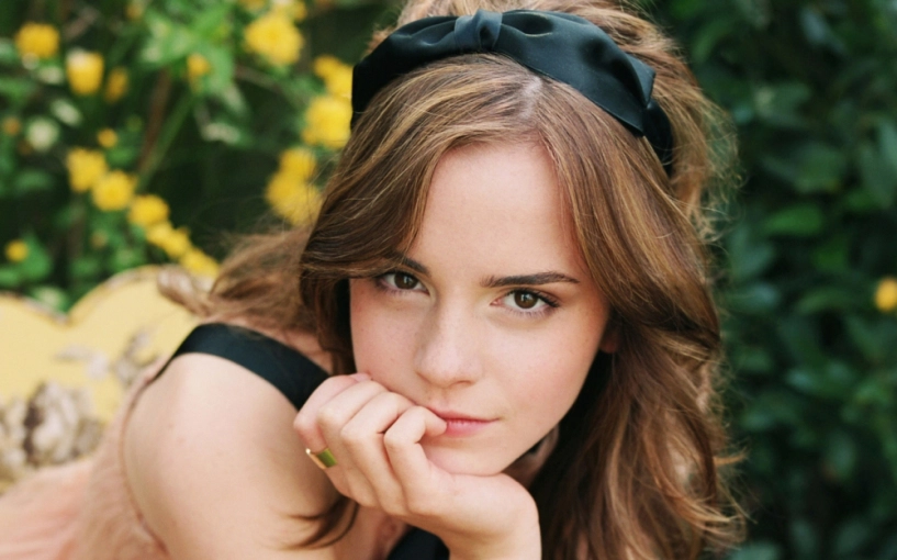 7 bí mật làm đẹp hài hước của emma watson không phải ai cũng biết - 3