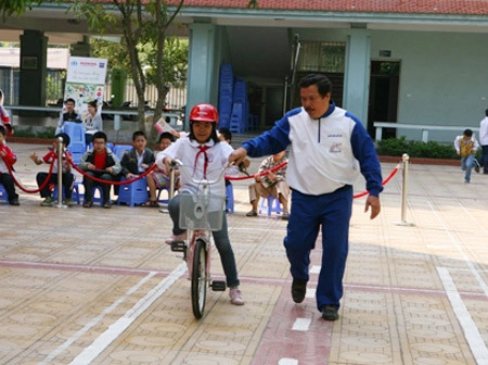  an toàn giao thông cho trẻ em - 2