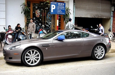  ảnh siêu xe aston martin db9 tại hà nội - 4