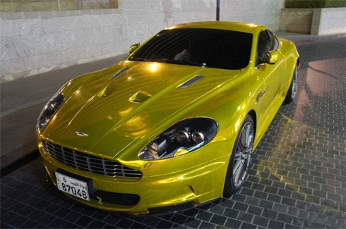  aston martin dbs mạ crôm vàng - 2