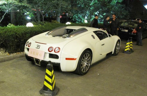  bugatti veyron làm xe rước dâu - 4