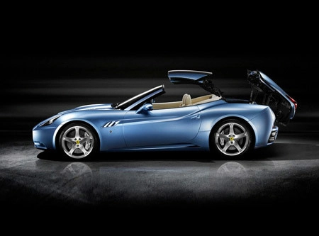  chiếc ferrari california đầu tiên được bán - 5