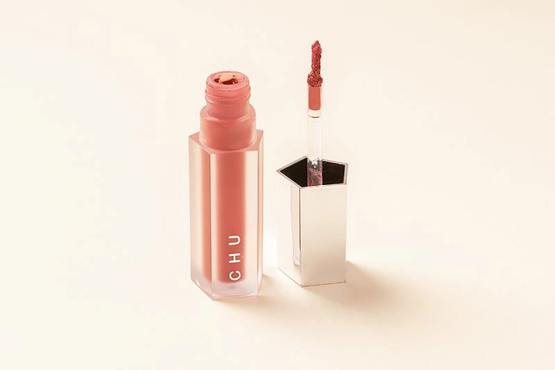 Chu lipstick một thỏi son gom đủ bàn trang điểm - 2