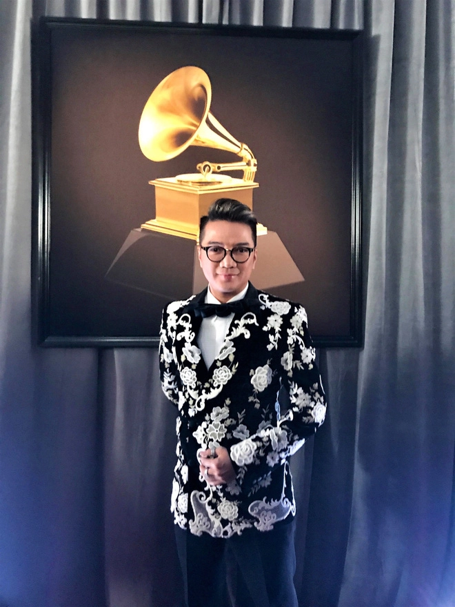 Đàm vĩnh hưng mặc hàng hiệu sang chảnh bất ngờ xuất hiện tại lễ trao giải grammy 2019 - 8