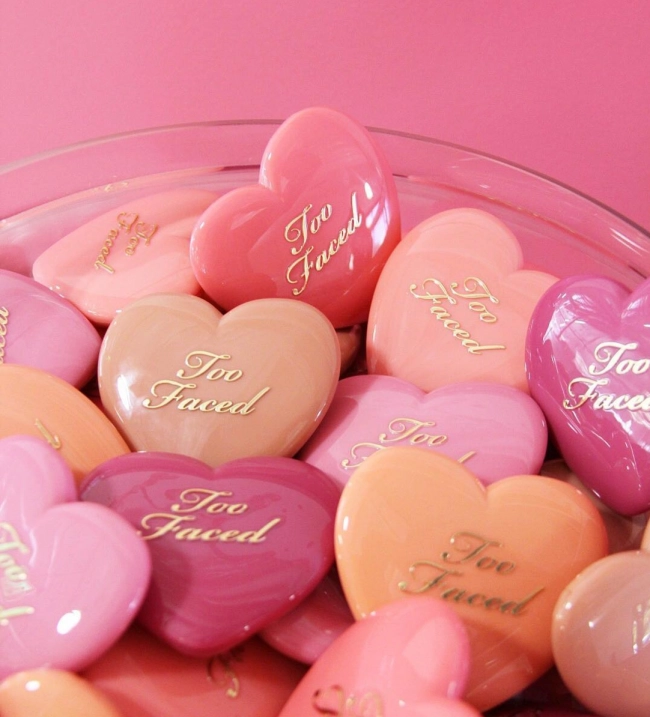 Điểm danh những item làm đẹp hình trái tim siêu ngọt dành riêng cho mùa valentine - 3