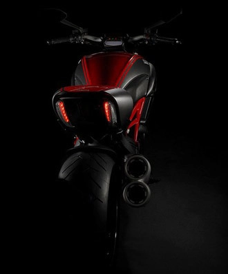  ducati giới thiệu diavel mới tại eicma 2010 - 1