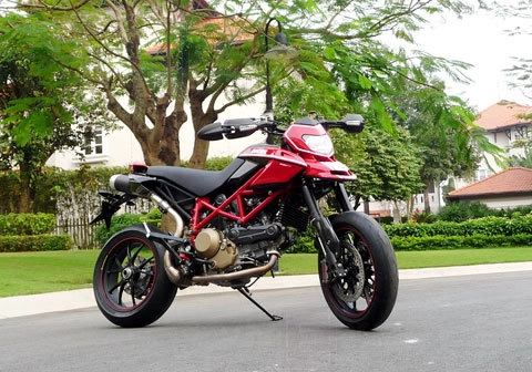  ducati hypermotard 1100 evo sp đầu tiên tại việt nam - 1