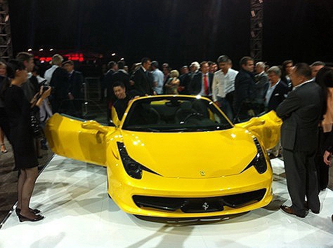  ferrari 458 italia mui trần lần đầu ra mắt công chúng - 1