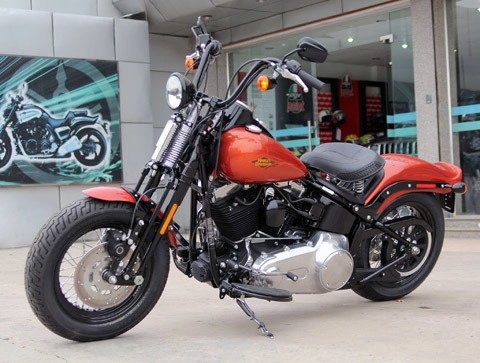  harley davidson crossbones 2011 về việt nam - 1