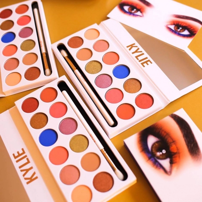 Hé lộ cửa hàng đầu tiên của kylie cosmetics tại thành phố new york - 6