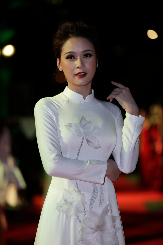 Hhen nie đắt show sự kiện sau đăng quang vinh dự được công bố và trao giải thưởng điện ảnh - 17