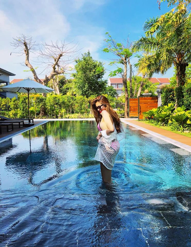 Hoa hậu phan hoàng thu khoe thân hình nóng bỏng ở bể bơi - 3