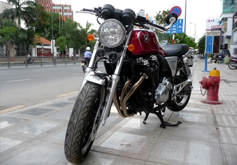  honda cb1100 đầu tiên tại việt nam - 1