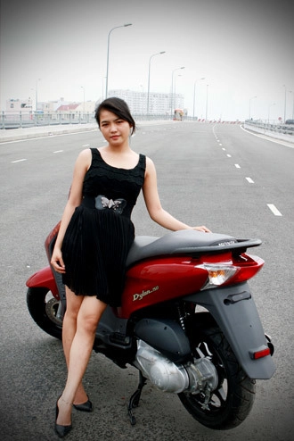  honda dylan - scooter vang bóng một thời - 3