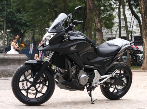  honda nc700x đầu tiên về việt nam - 1