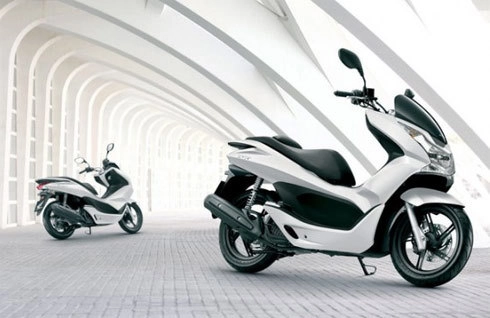  honda pcx sang châu âu - 1