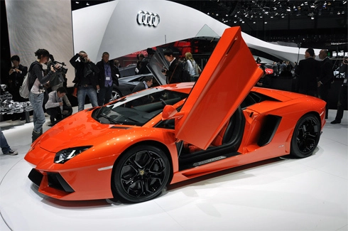  lamborghini aventador chưa sản xuất đã hết hàng - 1