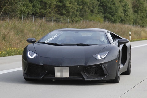  lamborghini aventador roadster trên đường thử - 1