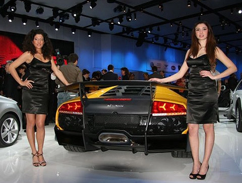  lamborghini lp670-4 trình làng cùng người đẹp - 7