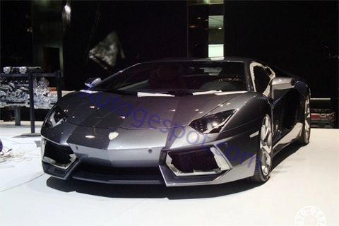  lamborghini lp700-4 lộ diện trước giờ diễn - 1