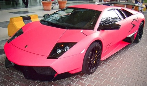  lamborghini murcielago sv nữ tính với màu hồng - 1