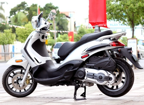  ngắm scooter piaggio bv 500 ở sài gòn - 1