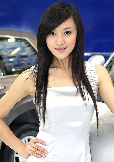  người đẹp ở thượng hải motorshow - 1