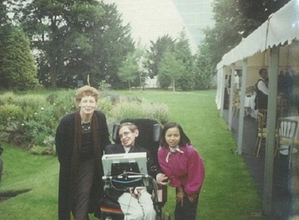 Ông hoàng vật lý stephen hawking và chuyện về người con nuôi bí mật tại việt nam - 11