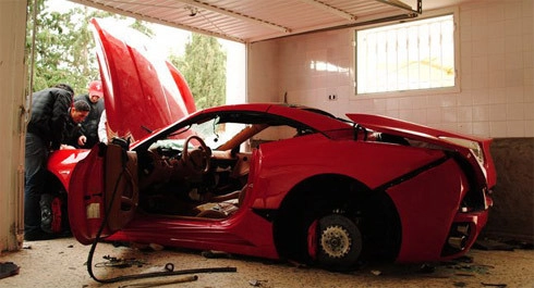  phá siêu xe ferrari california ở tunisia - 1