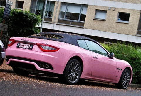  siêu mẫu maserati grancabrio màu hồng - 5