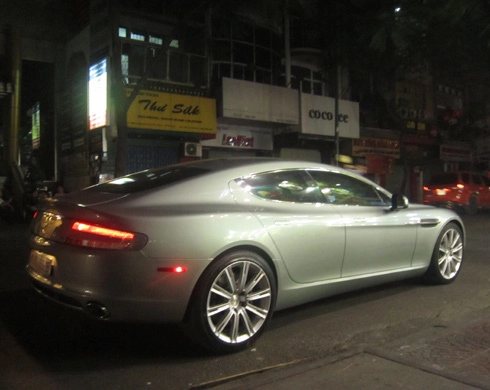  siêu xe aston martin rapide di cư vào sài gòn - 2