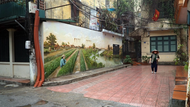 Tranh 3d đẹp mê hồn trong khu tập thể pháo đài láng - 11