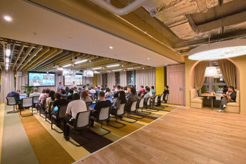 Trụ sở tươi trẻ của google tại nga - 16