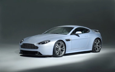  vantage rs - tuyệt phẩm mới của aston martin - 1